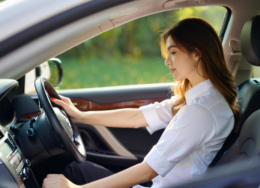 2025年10月科目三社会车辆加塞应对策略